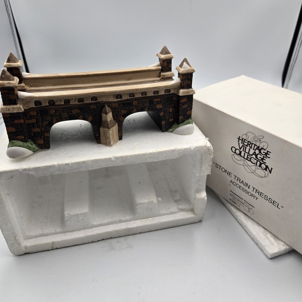 Dept 56 Stone Train Tressel Bridge NEW Retired 1988 Heritage Village Acces 59811